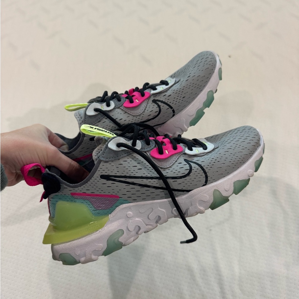 Nike size 7.5
